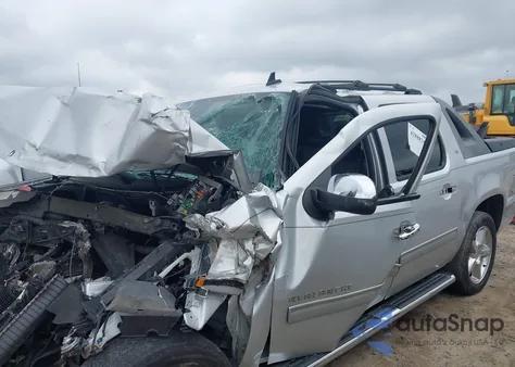 2012 Chevrolet Avalanche Lt z USA, uszkodzony, nr VIN 3GNMCFE03CG265989